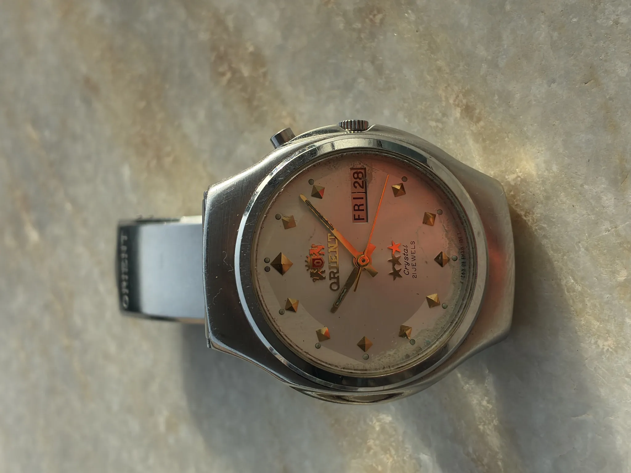 Buy used Orient Automatic Vintage Men's Watch Mother Of Pearl Dial Silver online on Resellpur