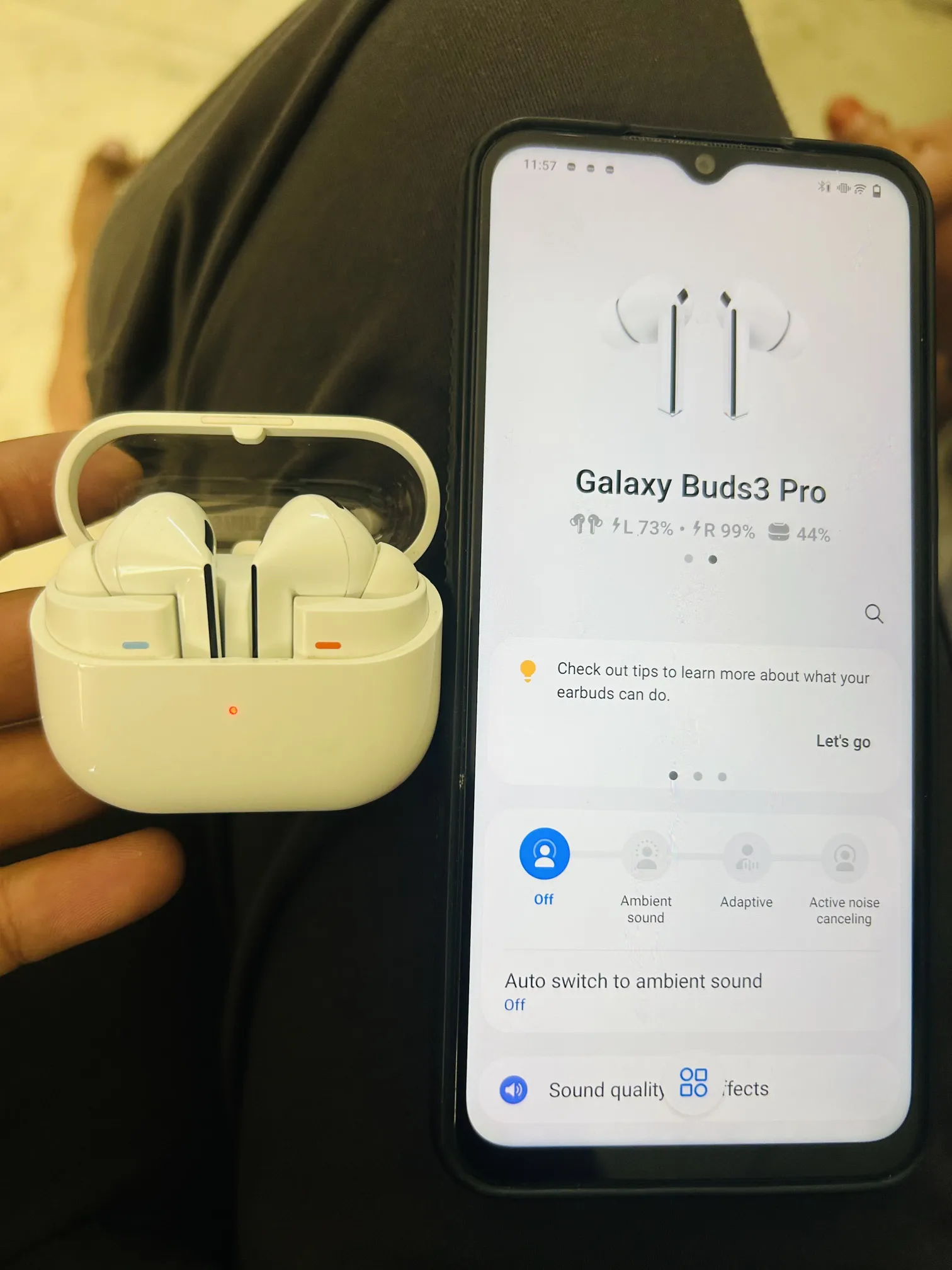 Sold second hand Samsung Galaxy Buds3 Pro - Used - Unisex - Wireless Earbuds - White on Resellpur