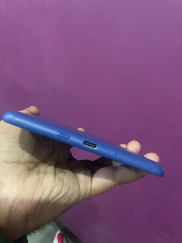 Sold second hand Kindle 11th Gen - Gently Used E-reader, Scratchless on Resellpur