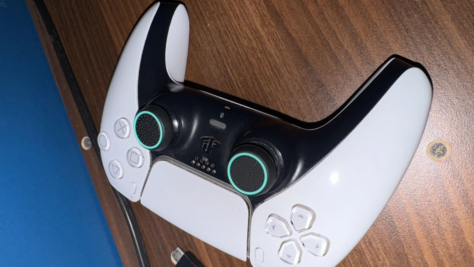 Buy used ps5 disc version with last of us 2 dvd online on Resellpur