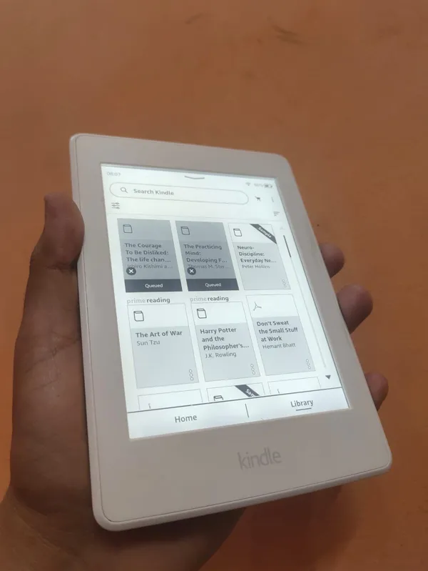 Sold second hand Kindle Paperwhite 7th Gen Very Good Condition White on Resellpur