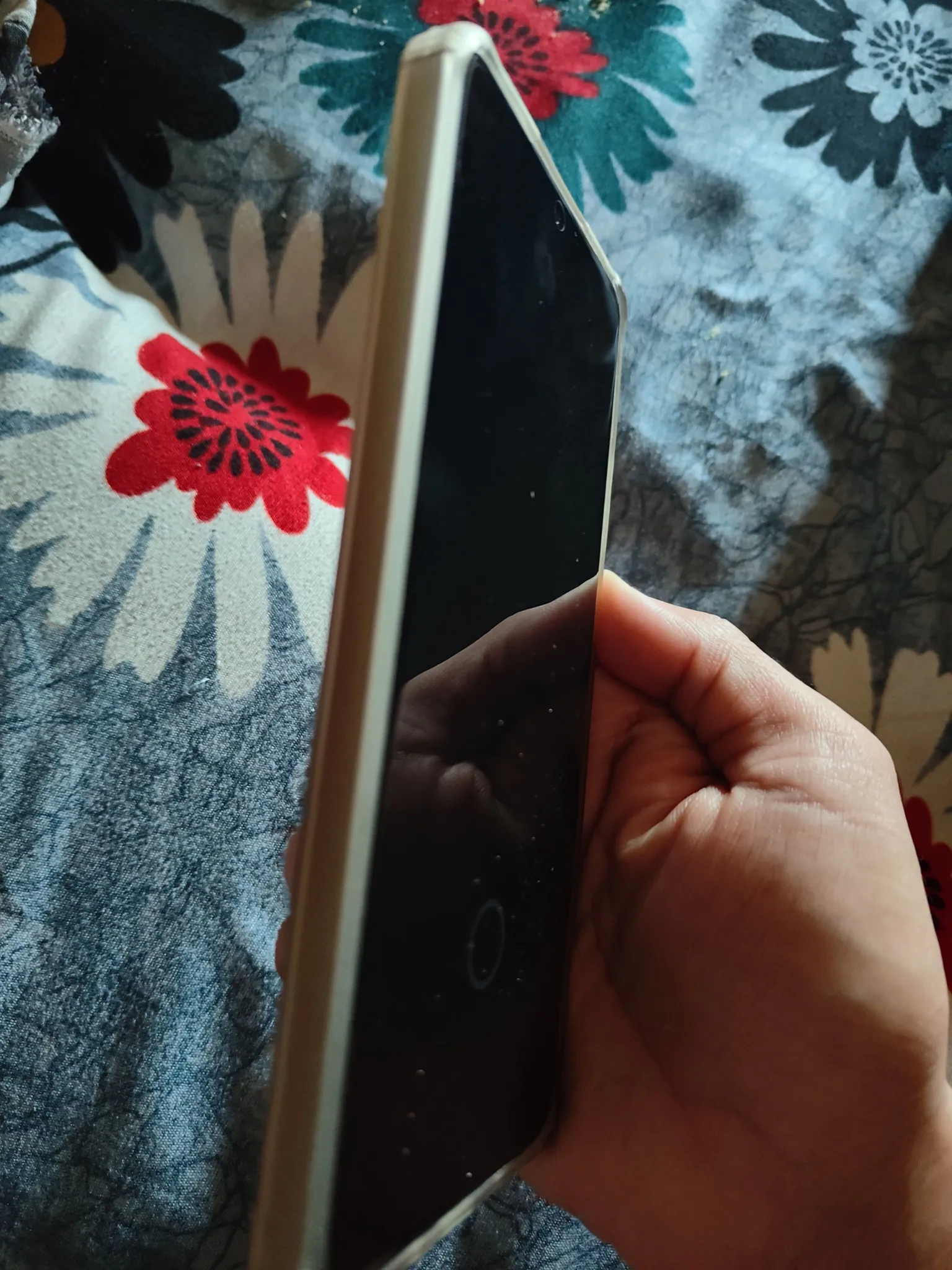 Realme GT 7 Pro 12GB RAM 256GB Storage - Superior Condition