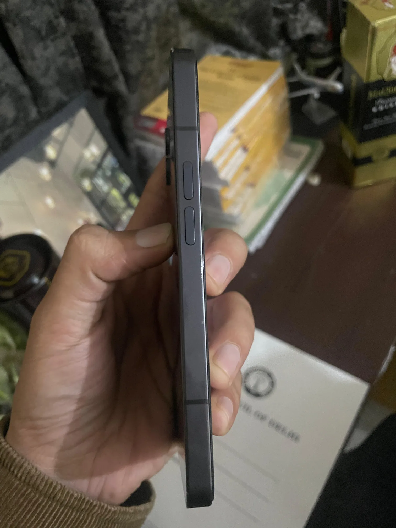 Buy used Nothing Phone 1 - 128GB 8GB RAM Refurbished Smartphone online on Resellpur