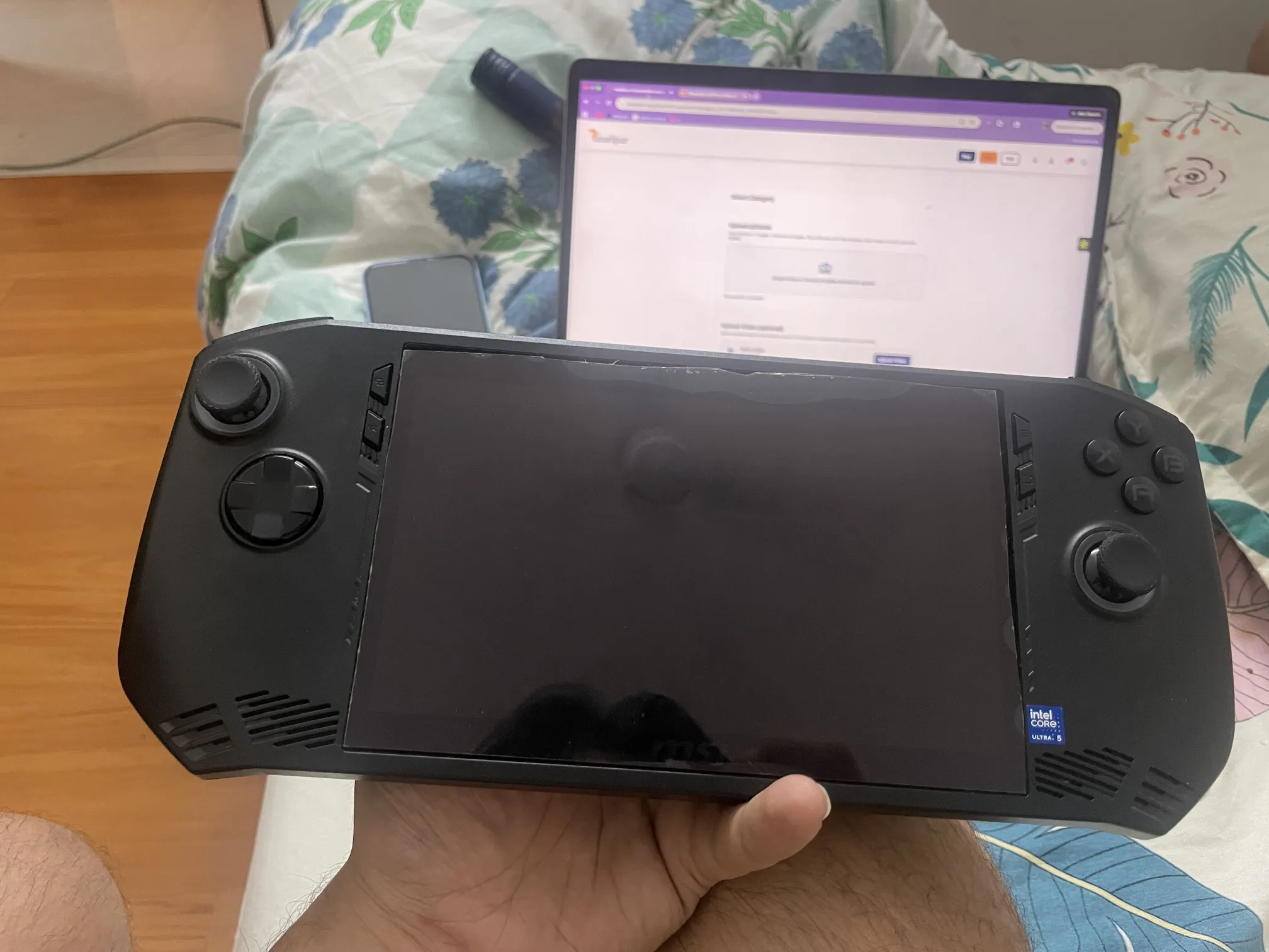Buy used MSI Claw Used Gaming Device Black 16GB RAM 500GB SSD Ultra Core 5 online on Resellpur