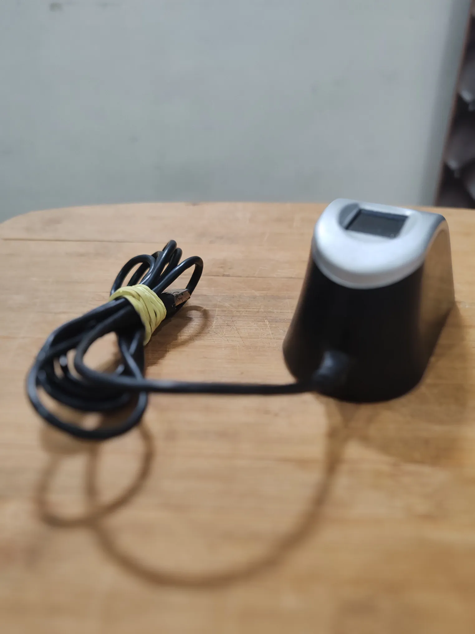 Buy used Mantra MFS100 V54 Biometric Fingerprint Scanner Silver-grey online on Resellpur