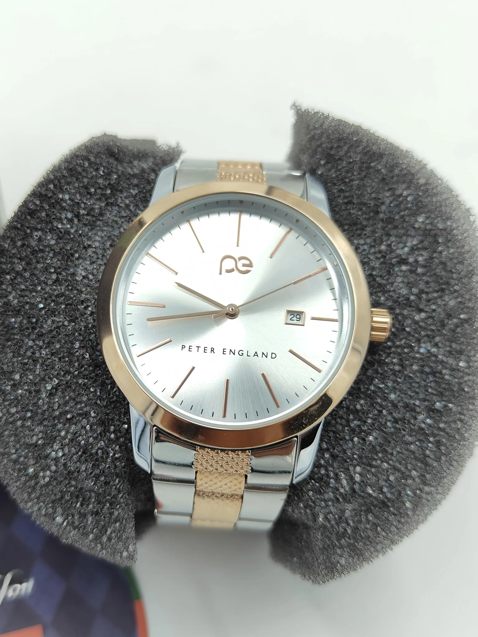 Peter England New Men Analogue Watch Silver & Gold Chain