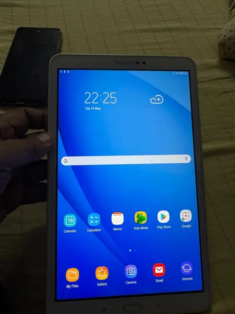 Buy used Samsung Galaxy A6 Tab Very Good Condition Tablet White 10.1 Inch 16GB Storage online on Resellpur