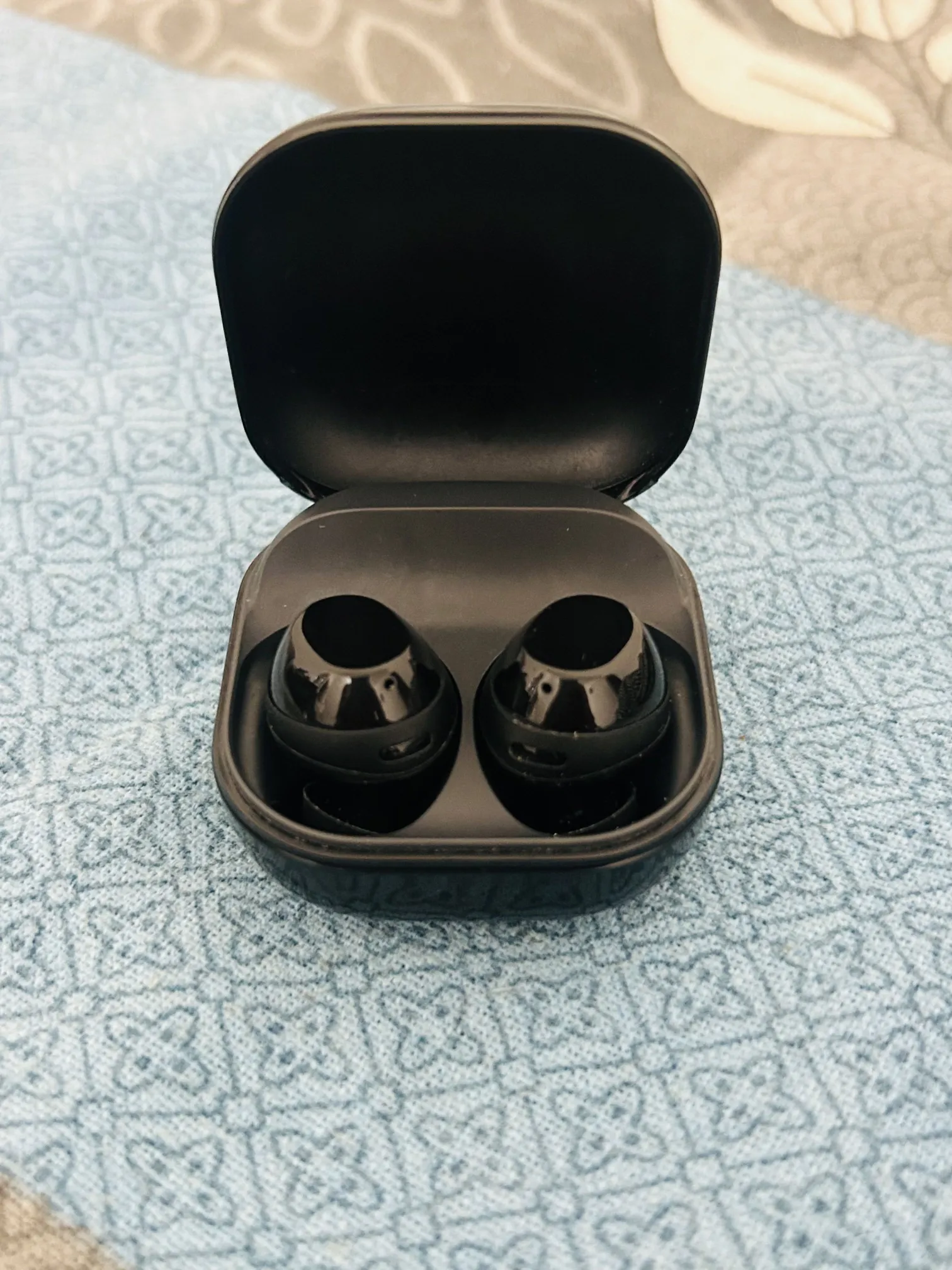 Samsung Like New Wireless Earbuds Black