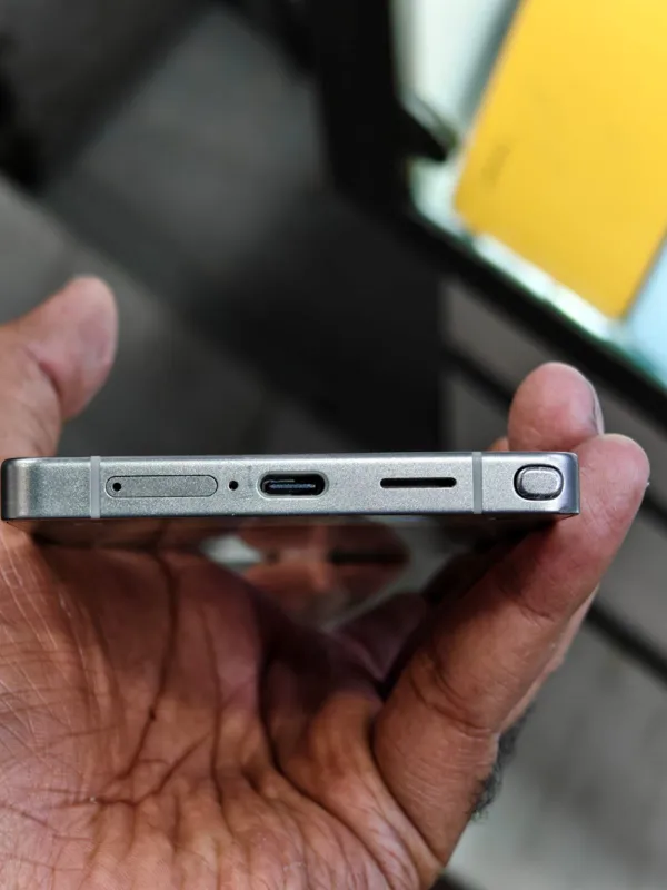 Buy used Samsung S25 Ultra - Excellent Condition - Smartphone - Silver - 1 TB Storage - 12 GB RAM online on Resellpur