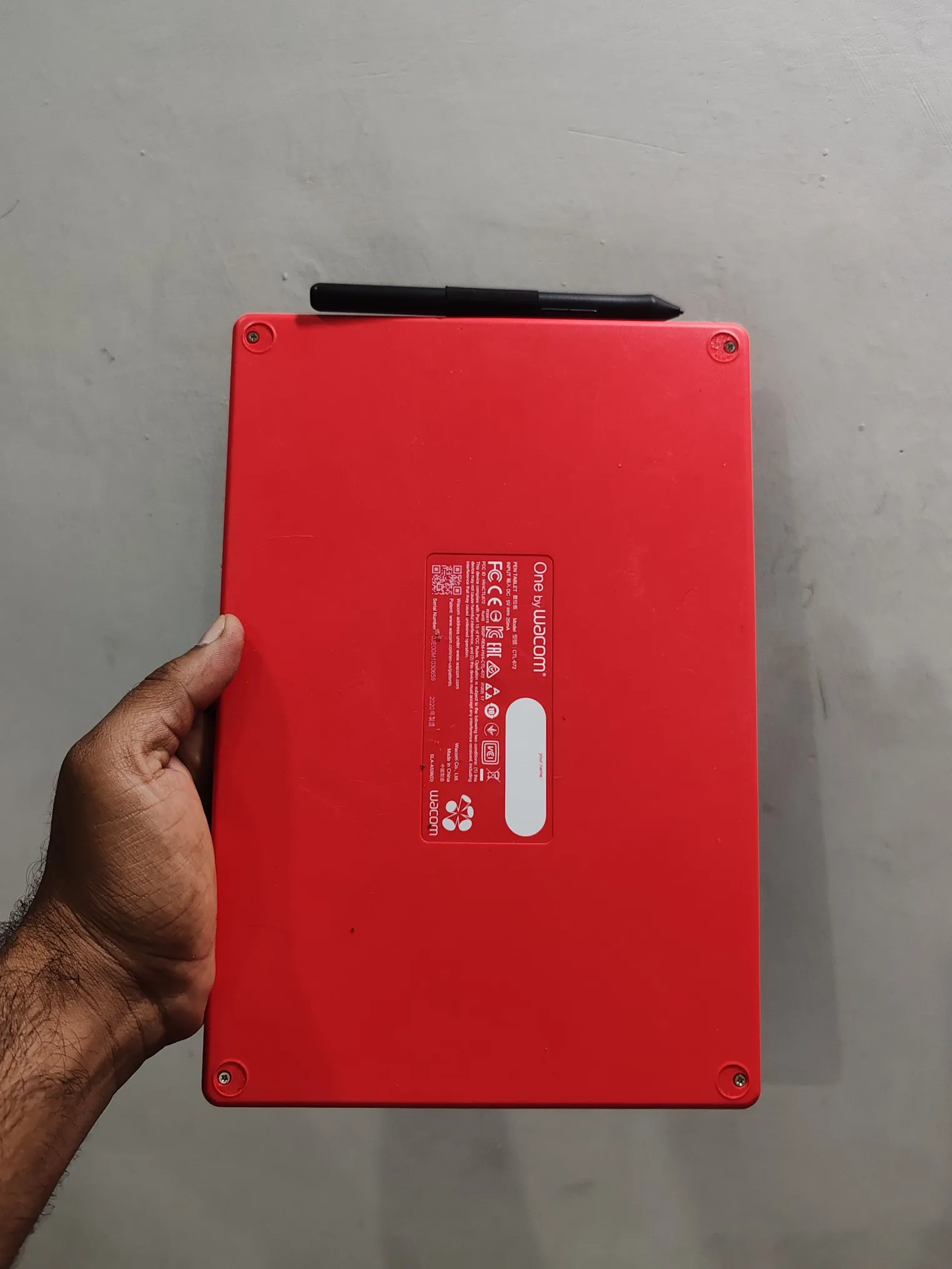 Sold second hand Wacom One Medium Graphic Pen Tablet CTL-672 Red Black on Resellpur