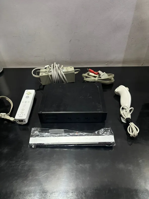 Sold second hand Nintendo Wii Console And Accessories Set - Good Condition - Black, White, Grey on Resellpur