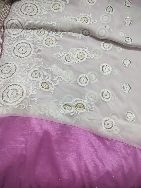Saree - Used - Women - Saree - Pink And White - Free - Elegant Embroidery