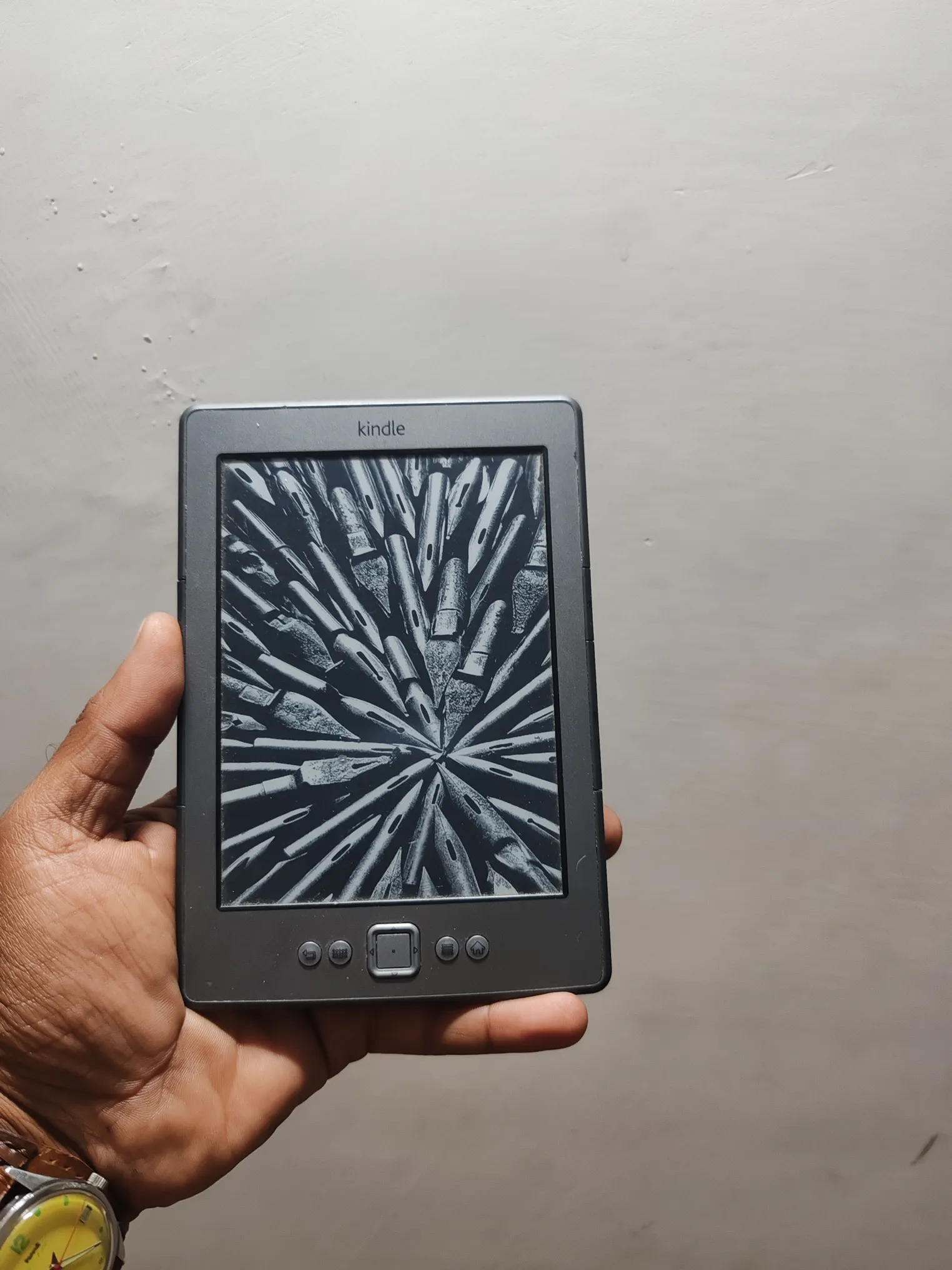 Buy used Amazon Kindle 4th Gen | Good Condition | Ebook Reader | Black | Compact | Glare-free Display online on Resellpur