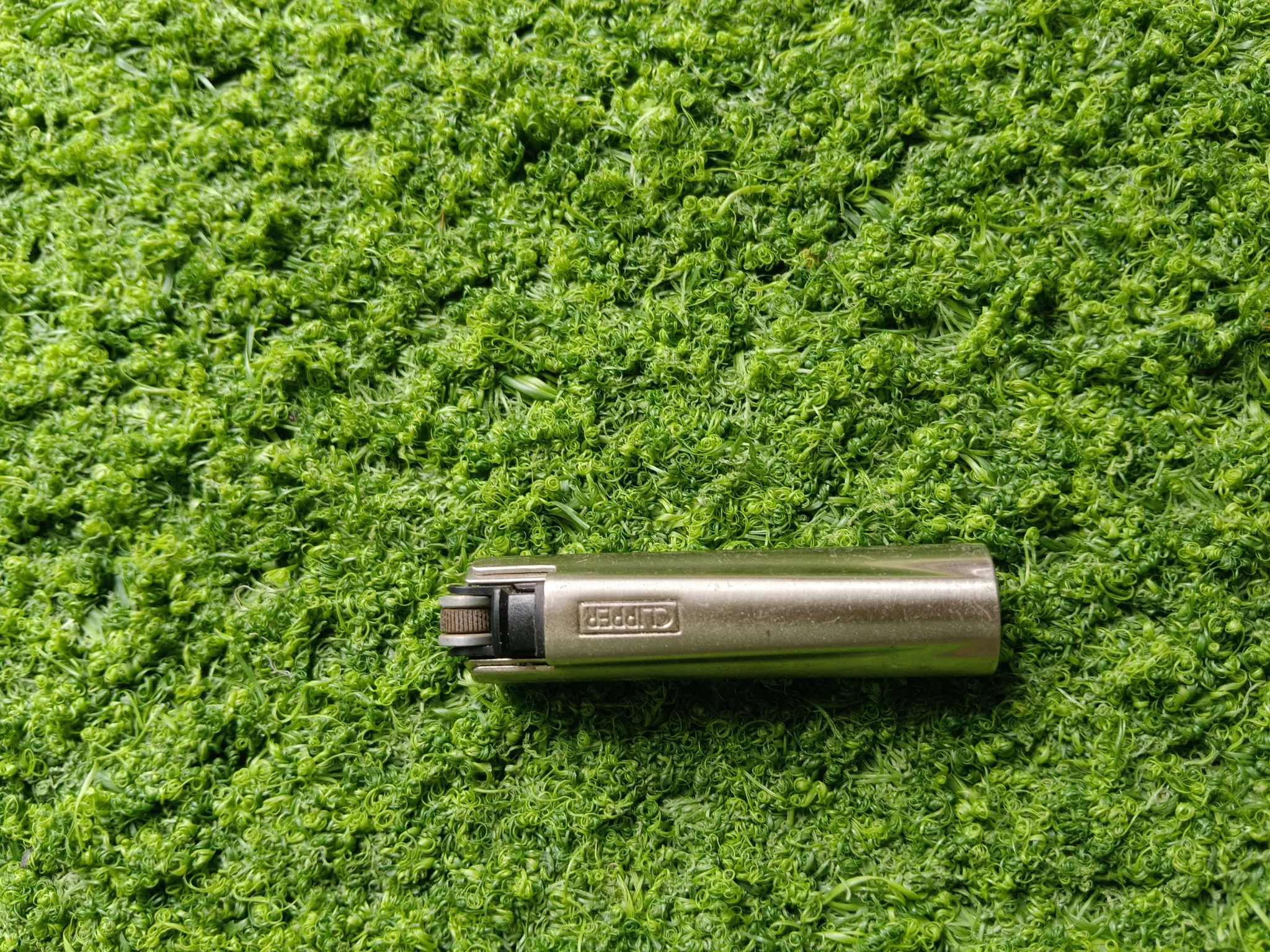 Sold second hand SILVER CLIPPER LIGHTER on Resellpur