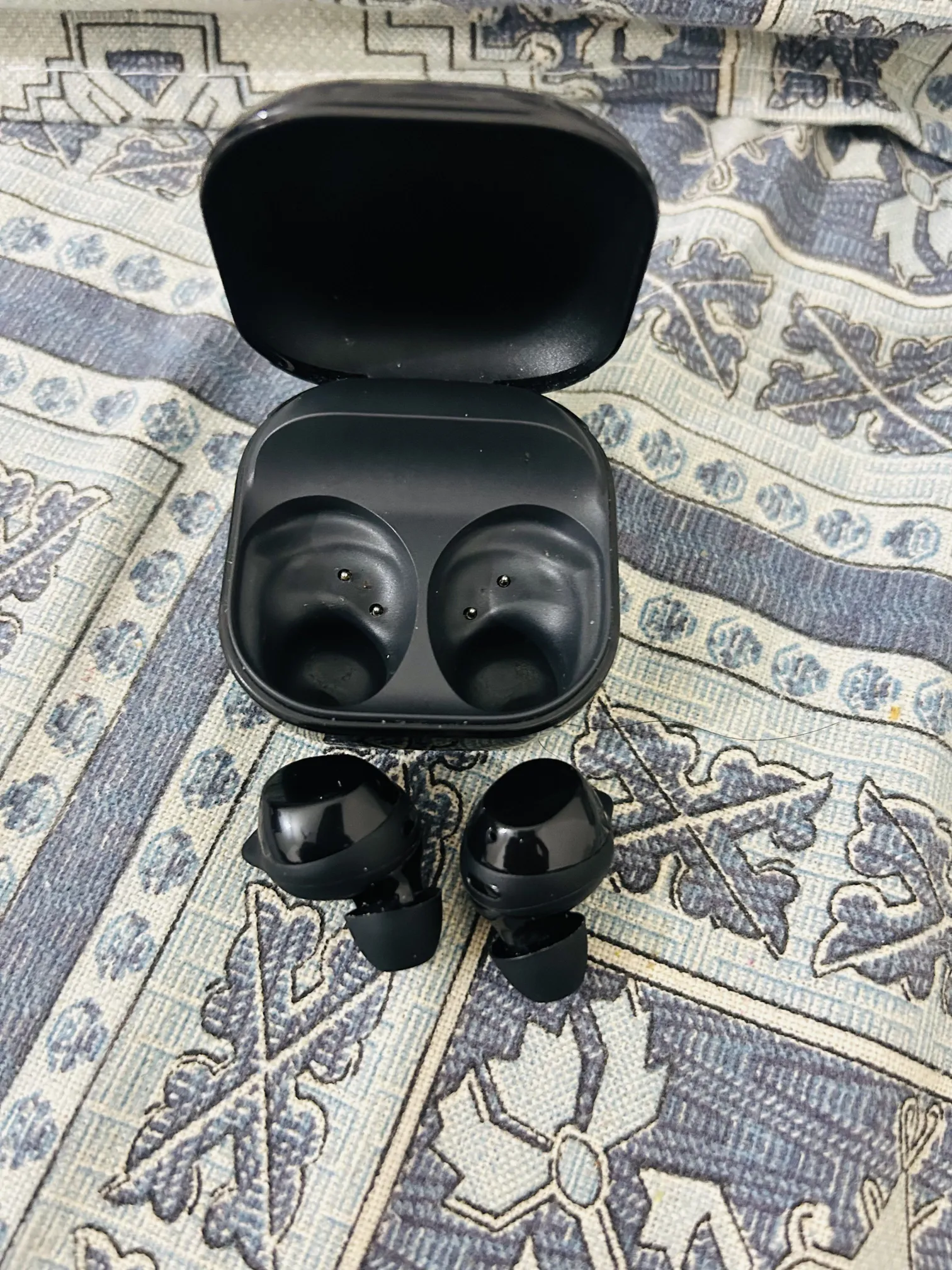 Samsung Galaxy Buds Core Like New Black Wireless Earbuds