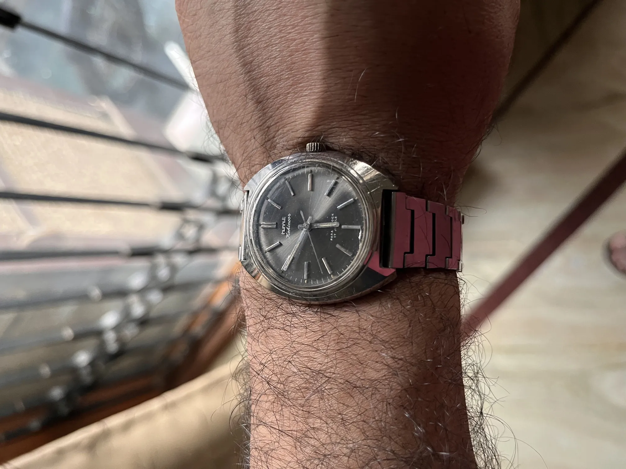 Buy used HMT Kohinoor Vintage Watch Manual Wind Grey Dial Steel Bracelet online on Resellpur