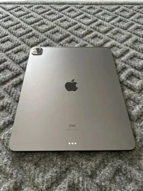 Buy used Apple Ipad Pro 12.9" 4th Gen Cellular 1TB Space Gray With Apple Pencil online on Resellpur