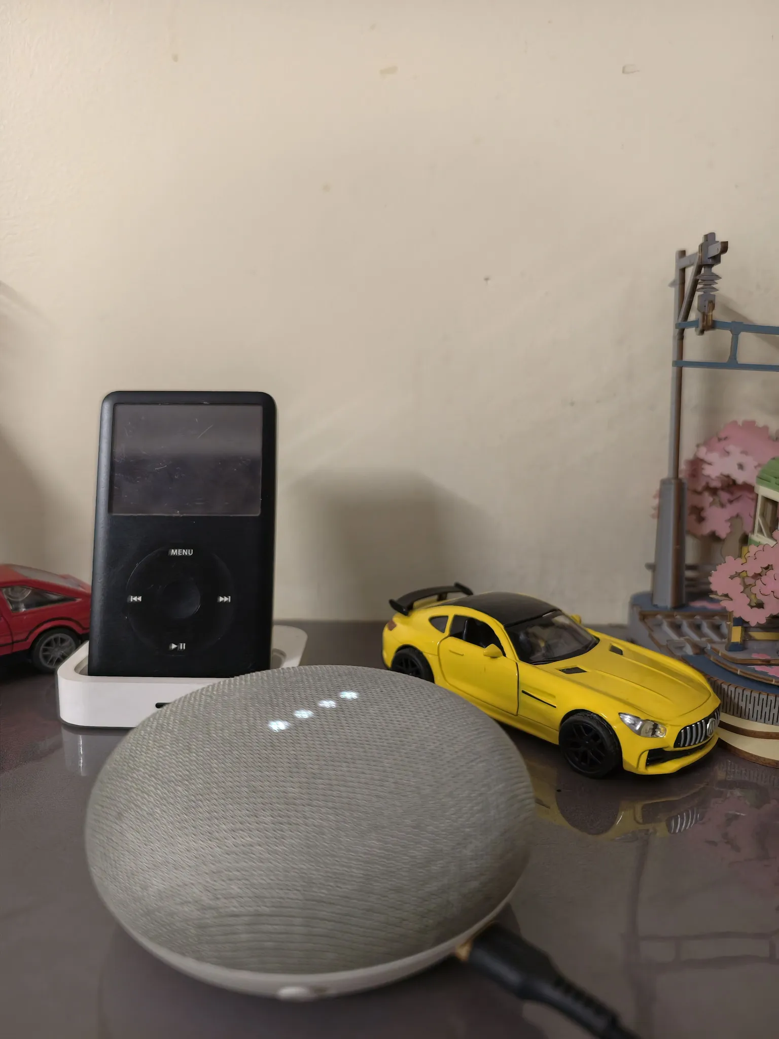 Buy used Google Nest Mini 1st Gen - Pre-owned - Good Condition online on Resellpur