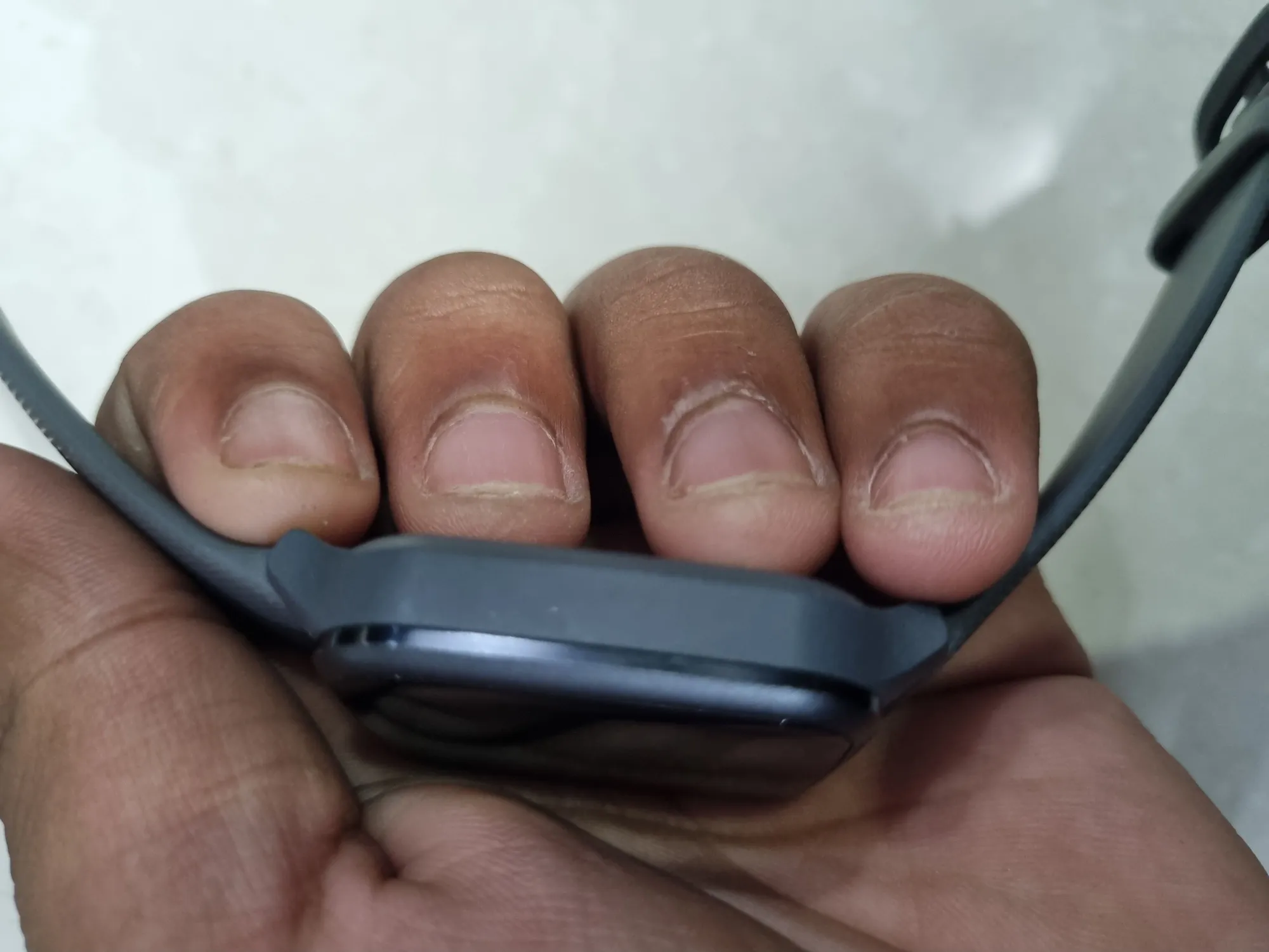 Buy used Garmin Venu SQ Smartwatch Dark Grey GPS Multi-gnss online on Resellpur