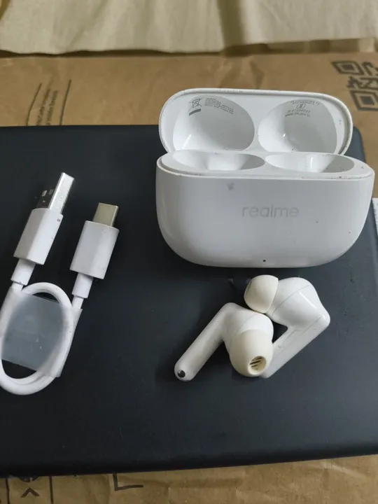 Realme Buds T310 Wired In-ear Headphones White With Original Charger