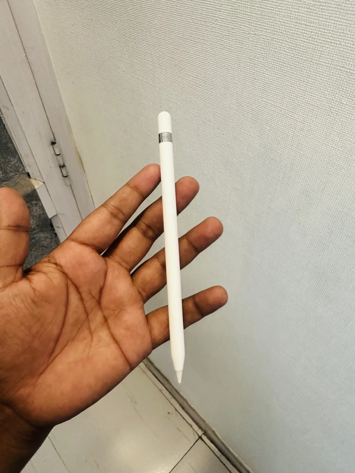 Sold second hand Apple Pencil 1st Gen Used White on Resellpur