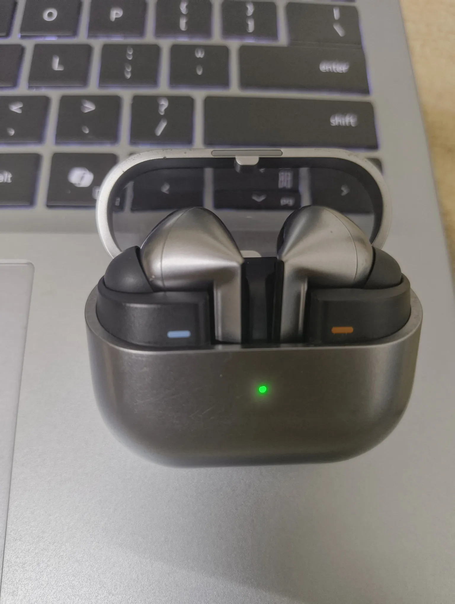 Sold second hand Samsung buds 3 pro on Resellpur