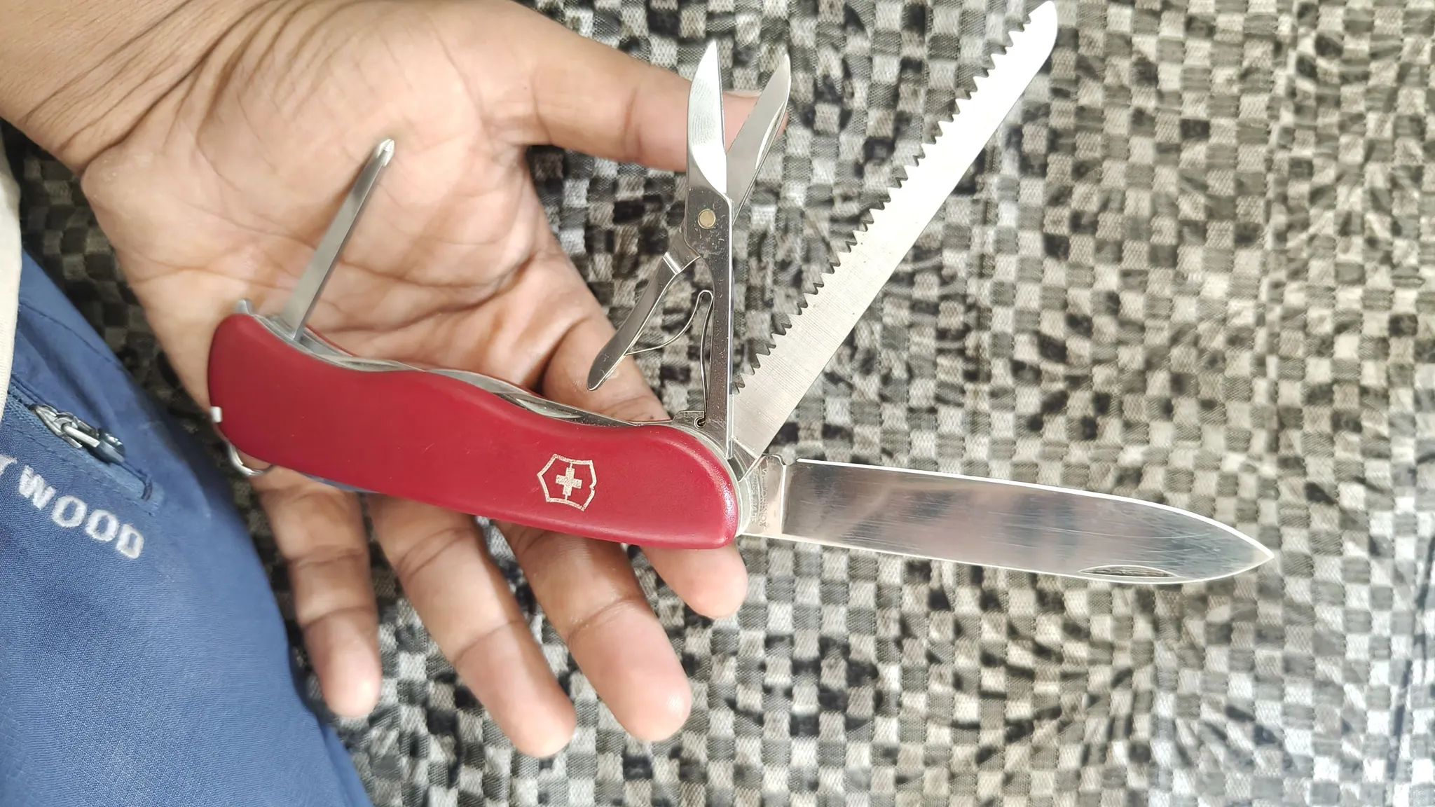 Buy used Victorinox Outrider Lightweight Compact Tool online on Resellpur