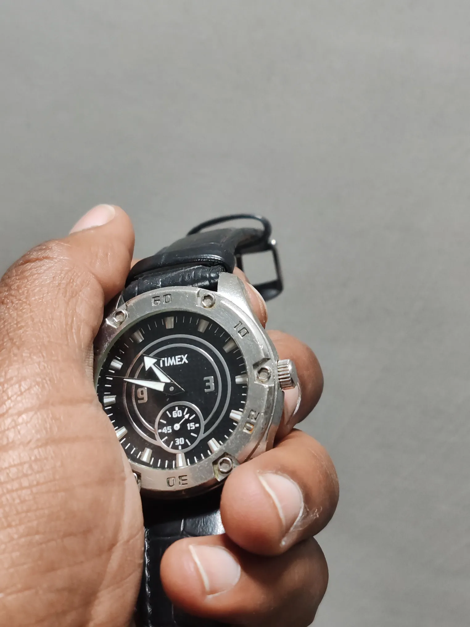 Sold second hand Timex Men's Imported Leather Strap Watch With Durable Build on Resellpur