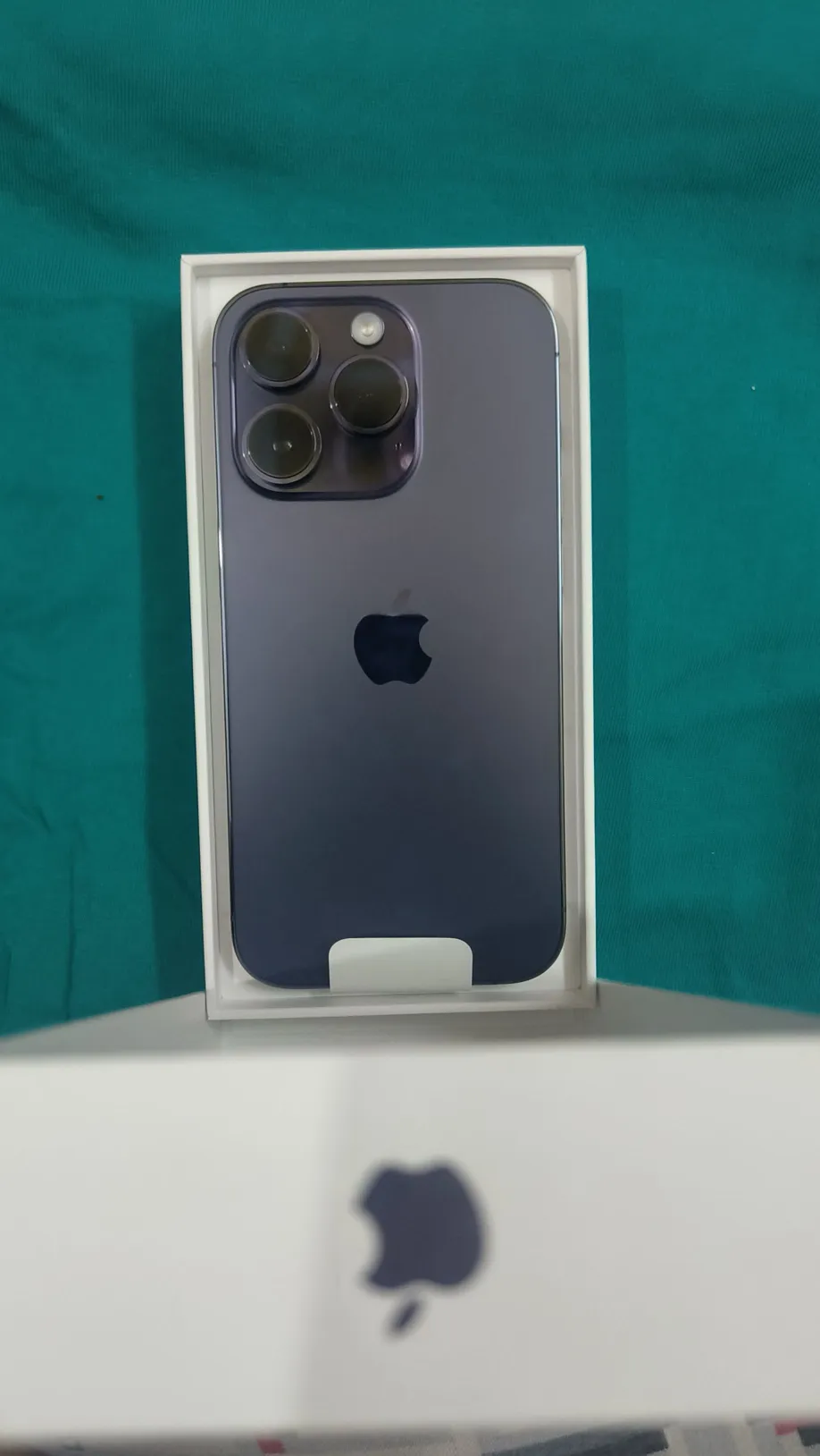 Apple Iphone 14 Pro 128GB - Like New, Original Parts