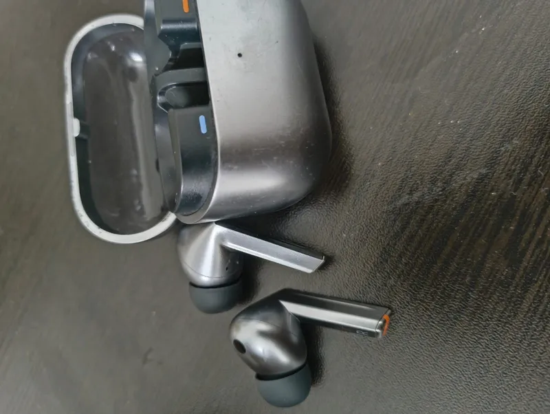 Buy used Samsung Galaxy Buds3 Pro - Used - Wireless Earbuds - Gray - Good Sound Quality online on Resellpur