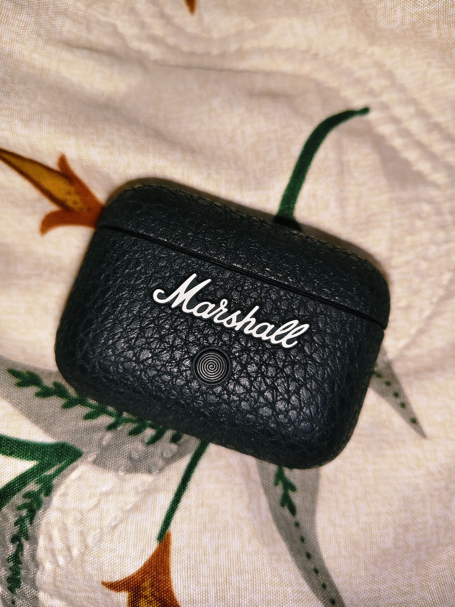 Sold second hand Marshall Motif II ANC - Unused Wireless Earbuds - Black - Key Features Included on Resellpur