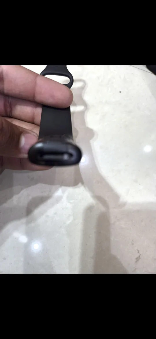 Sold second hand Fitbit Charge 6 Smart Watch Black Fitness Tracker on Resellpur