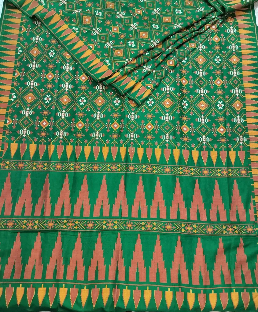 Buy used Pure Silk Saree | Excellent Condition | Women's | Green | Free | Jamdani Weave online on Resellpur