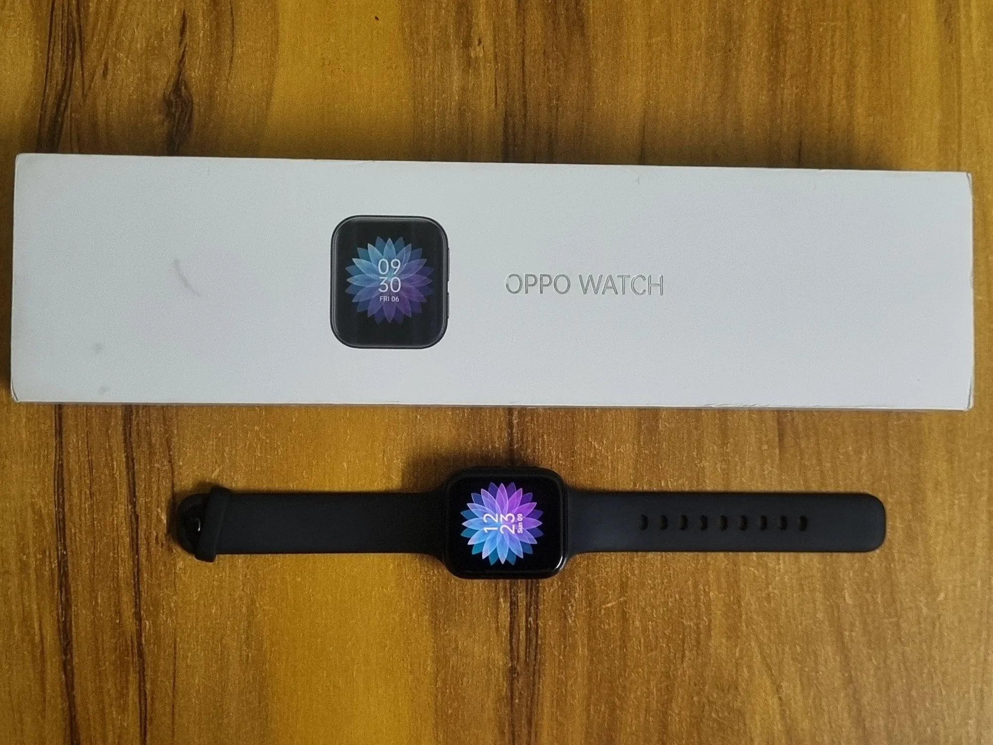 Buy used OPPO Watch 41mm Wi-fi Bluetooth Wear OS Black online on Resellpur