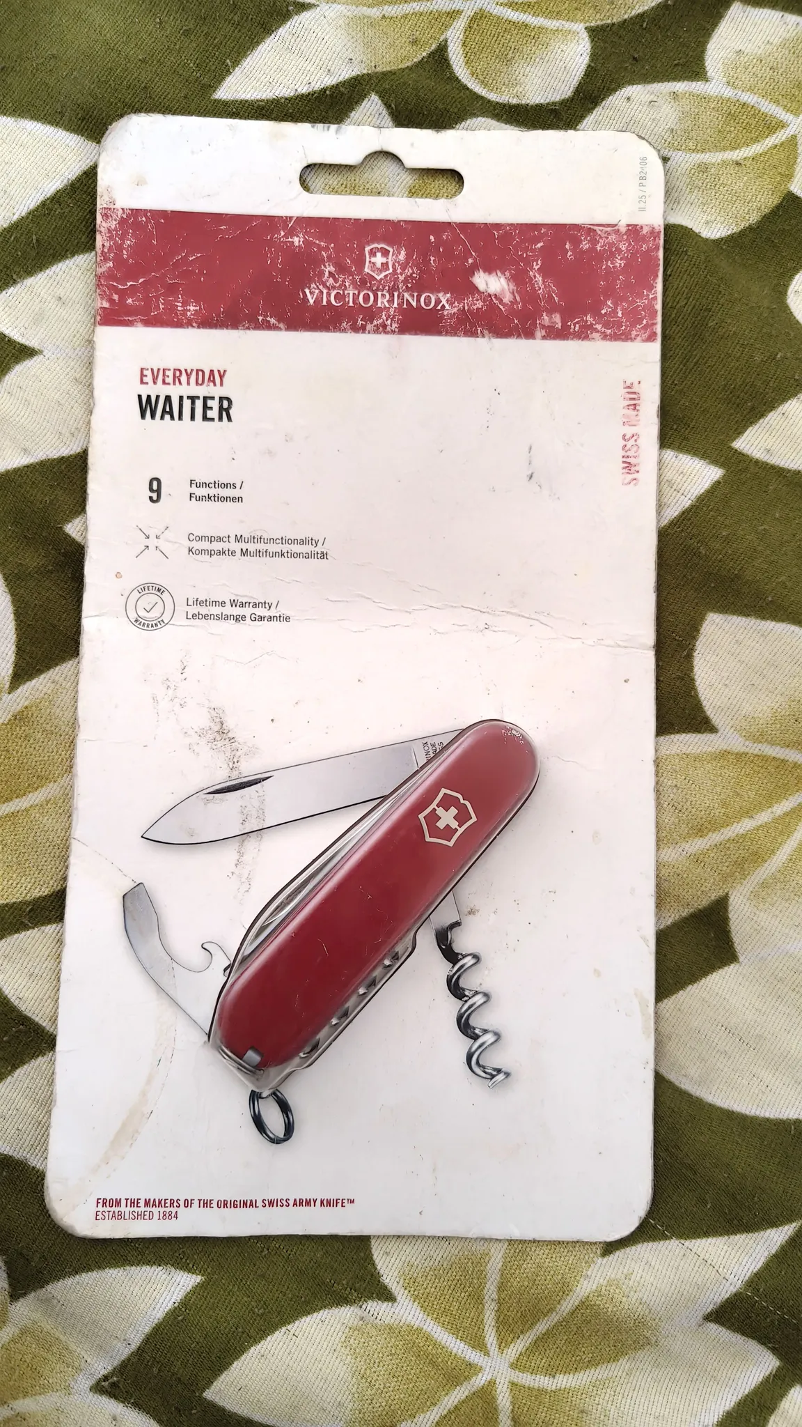 Buy used Victorinox Waiter Multi-tool Pocket Knife online on Resellpur