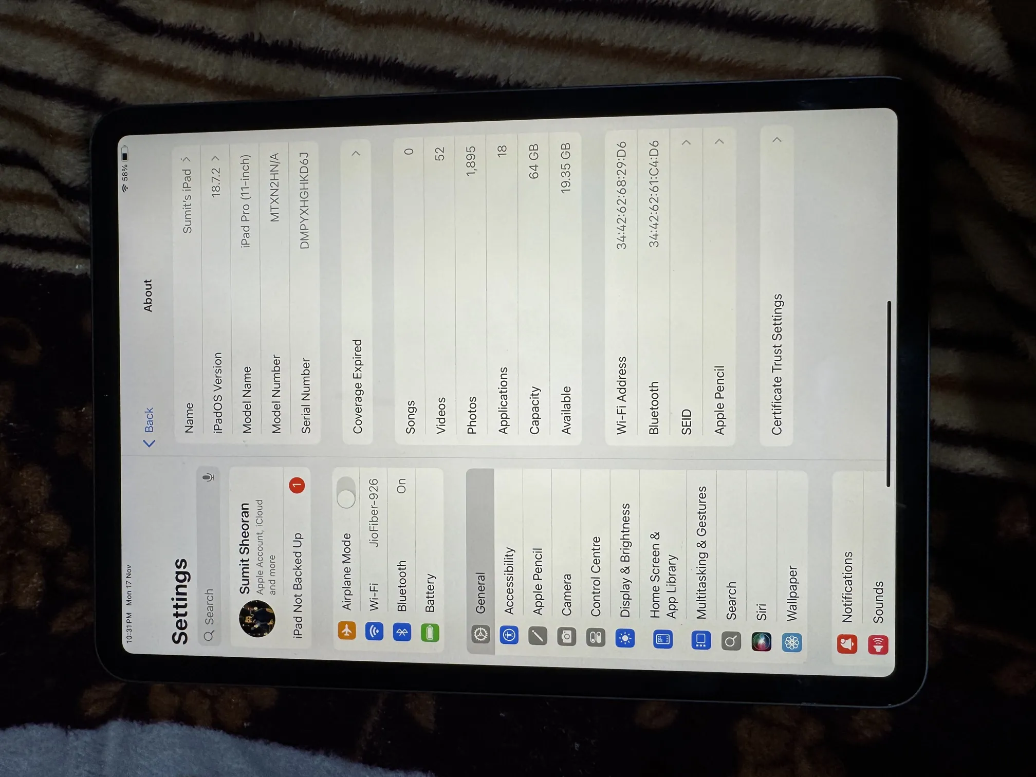 Apple Ipad Pro 11" 64GB Wifi - Like New Condition