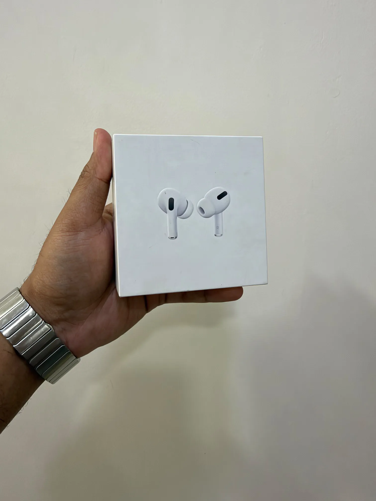 Apple Airpods Pro 2 USB-C With Applecare+ Warranty March 2027