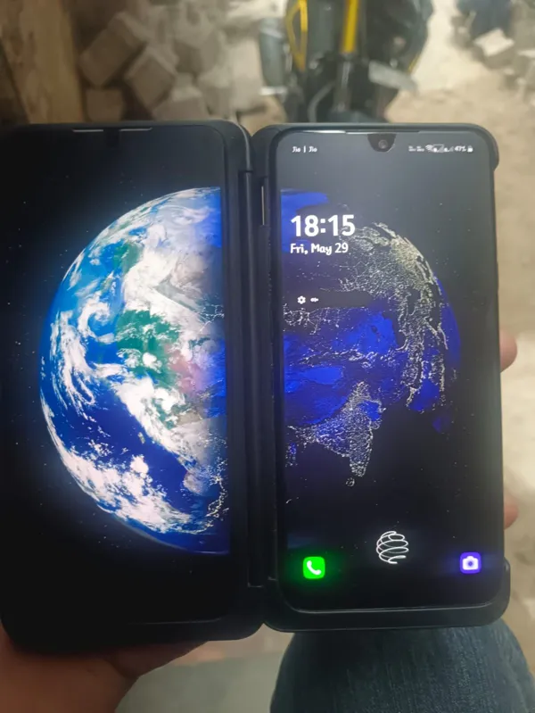 Sold second hand LG Android Smartphone In Good Condition, Black, 128GB, 6GB RAM on Resellpur