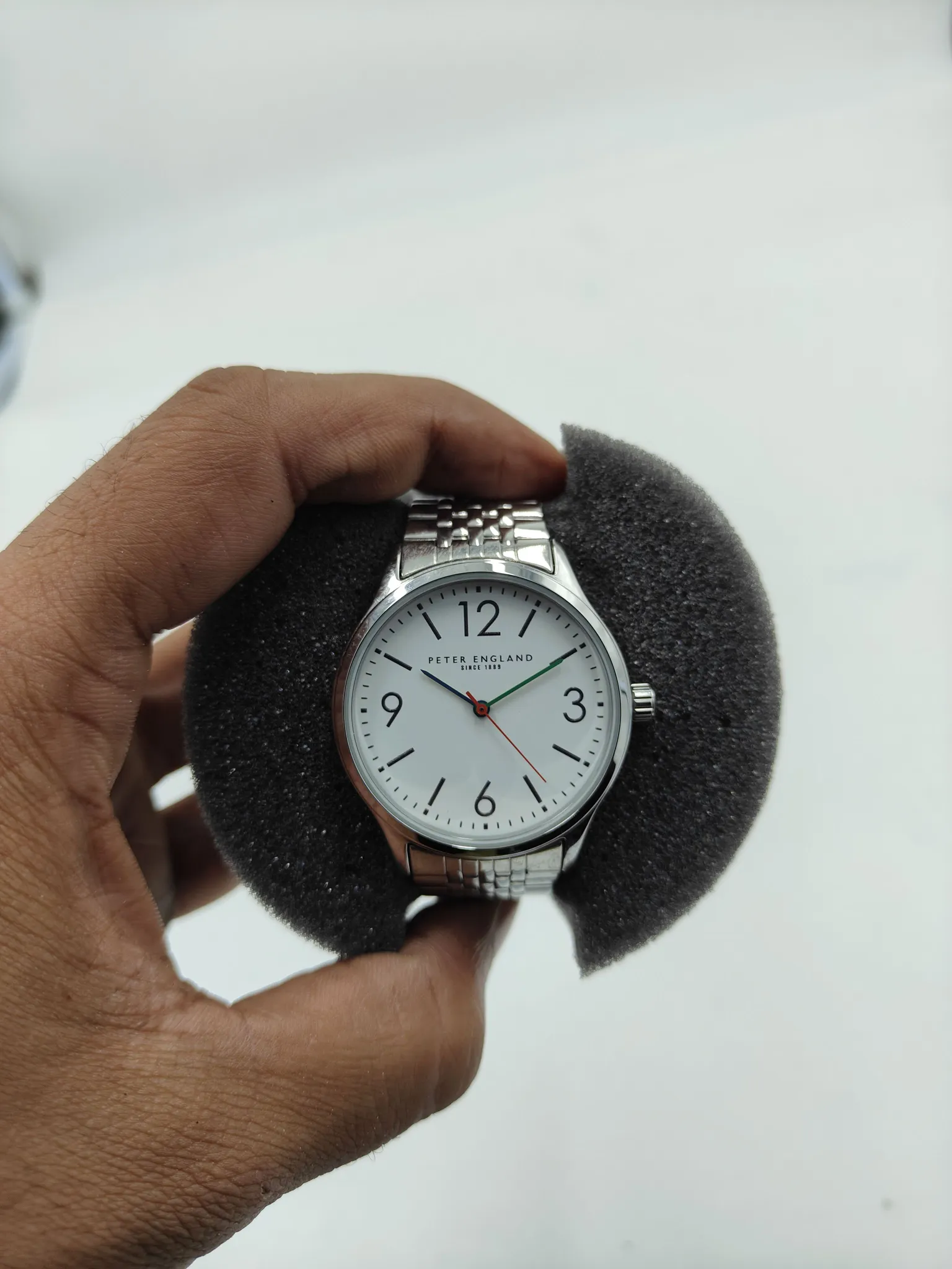 Peter England New Men Analogue Watch Silver Stainless Steel