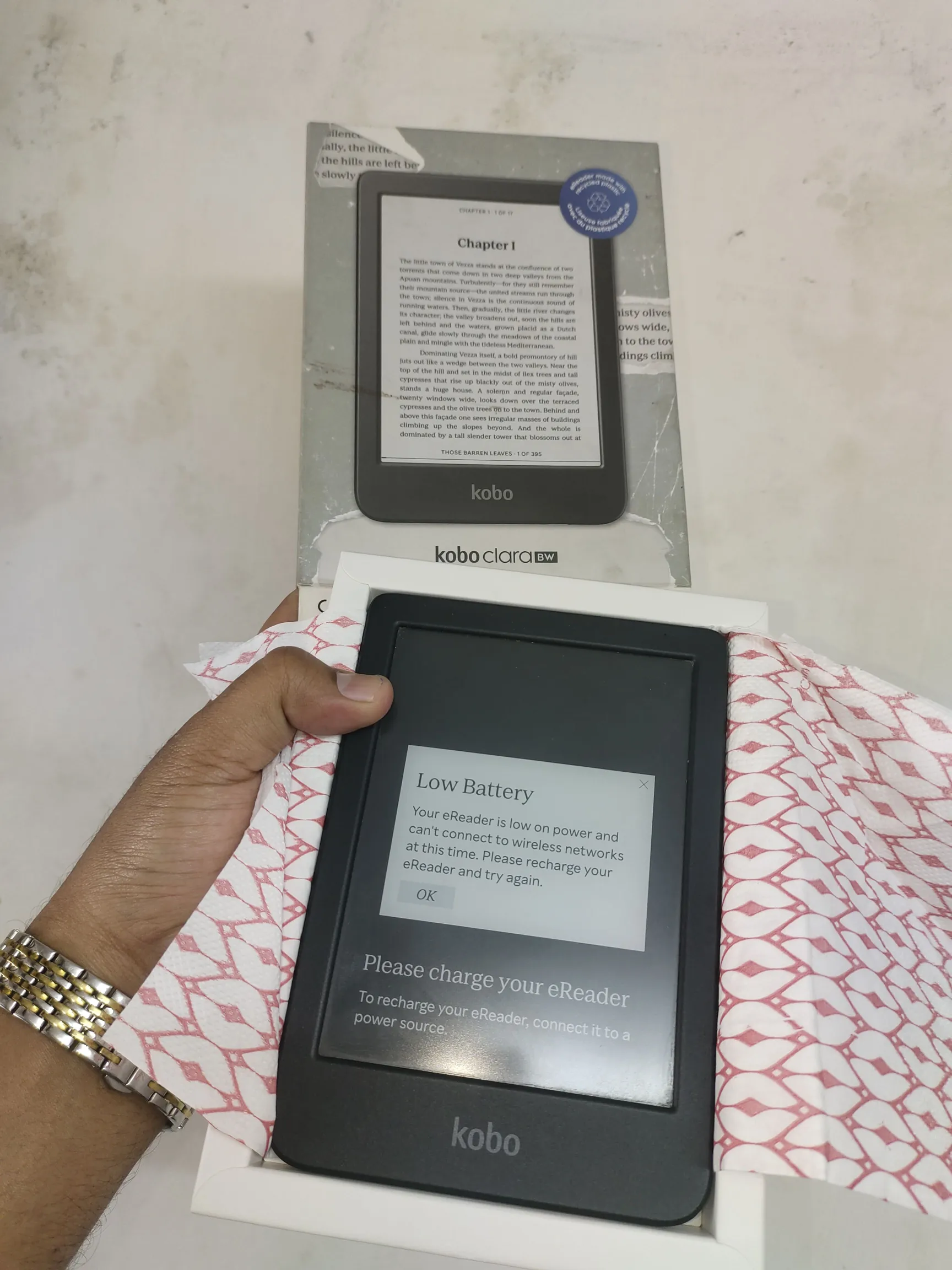 Sold second hand Kobo Clara BW | Very Good | Ereader | Black | 6" | Glare-free Touchscreen on Resellpur