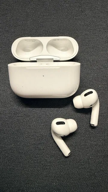 Buy used Apple Airpods Pro 1st Gen Used White ANC H1 Chip online on Resellpur