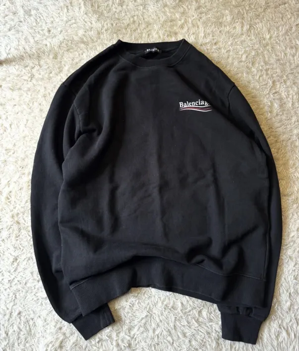 Buy used Balenciaga Pre-owned Sweatshirt M/L Black Stretchable online on Resellpur