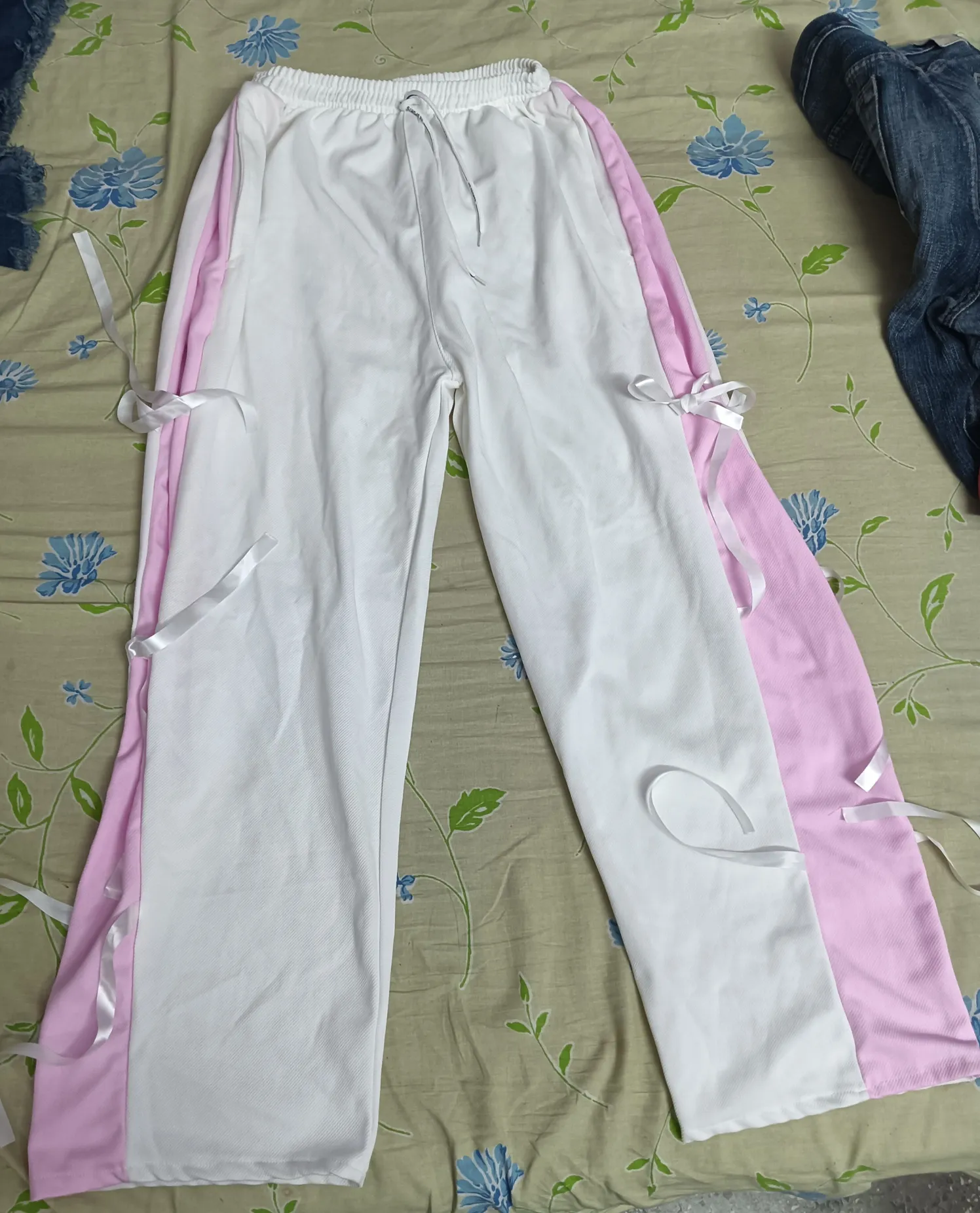 Chic Women's M/L Stretchable Wide Leg Sweatpants With Side Bow Ties