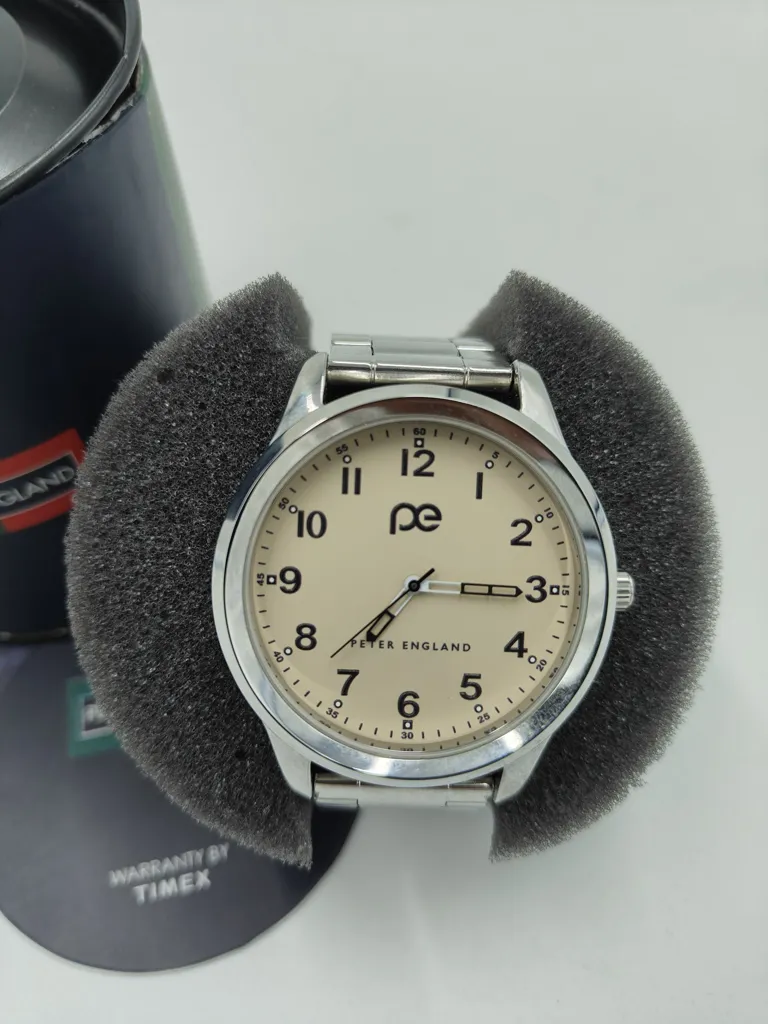 Peter England New Men Analogue Watch - Silver & Beige - Chain