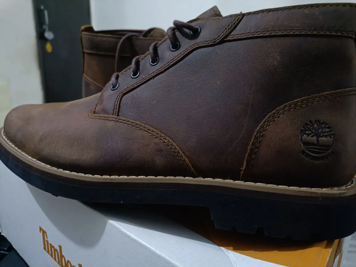 Timberland Men's UK10 Premium Leather Boots - Stylish & Durable