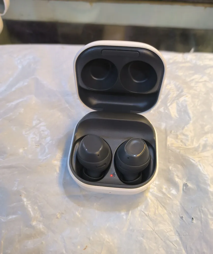 Samsung Galaxy Buds FE | Best Condition | Wireless Earbuds | Black | ANC