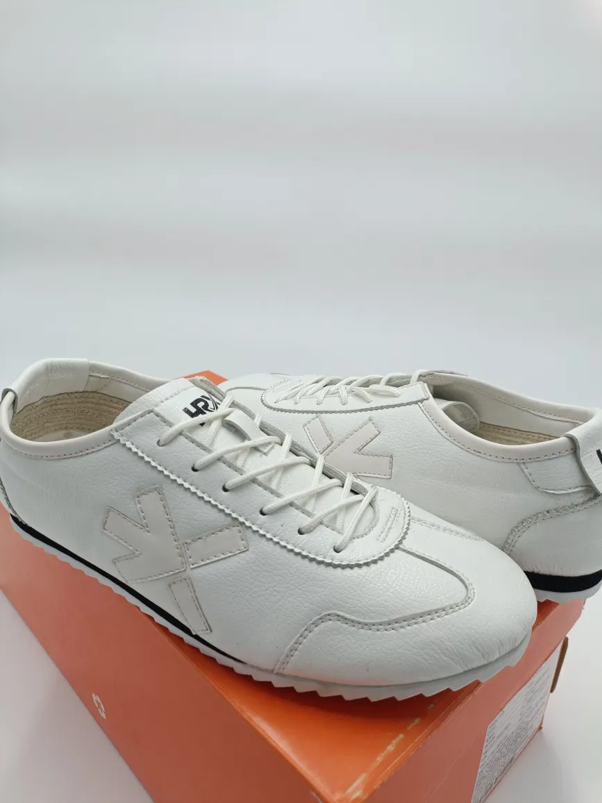 HRX By Hrithik Roshan Women's UK4 Premium Quality Shoes - Black