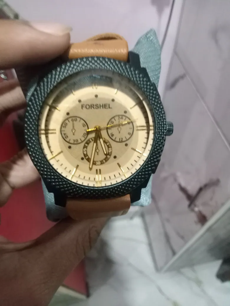 Forshell Refurbished Men's Watch Brown Leather Strap Golden Dial