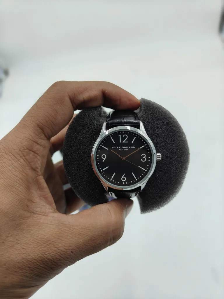 Peter England New Men Analogue Watch Black Leather