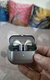 Samsung Galaxy Buds3 Pro - Used - Unisex - Earbuds - Silver -